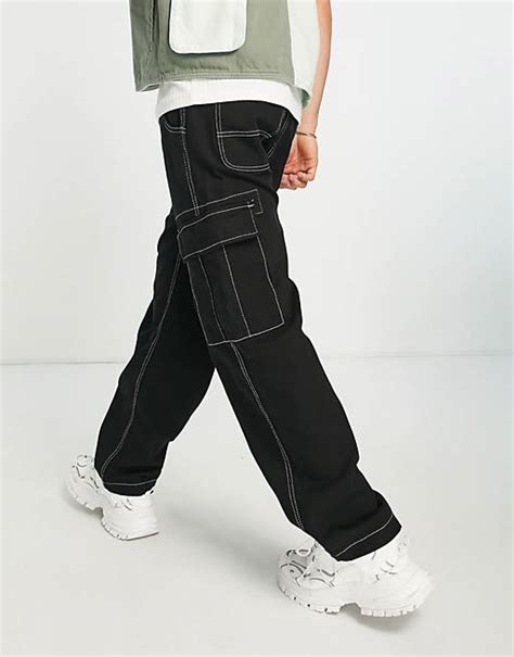 pantaloni cargo neri bershka